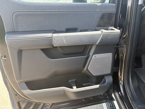 Used 2023 Ford F250 Lariat AWD/4WD image 16