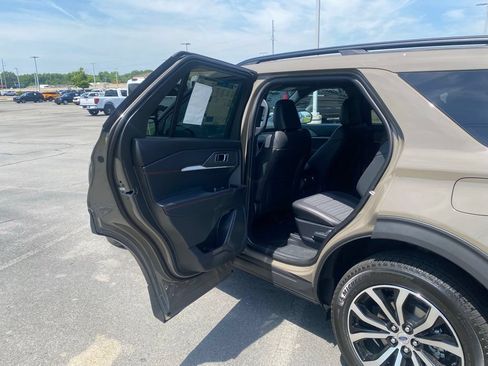 New 2026 Ford Explorer ST-Line AWD/4WD image 29