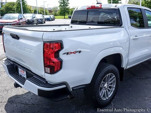 Used 2023 Chevrolet Colorado LT w/ LT Convenience Package AWD/4WD image 7