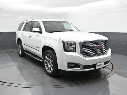 Used 2018 GMC Yukon Denali image 22
