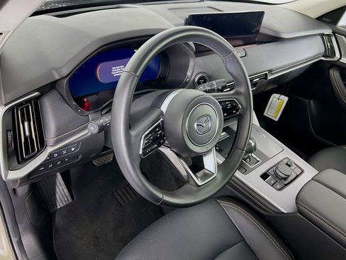 Used 2025 MAZDA CX-70 Plug-In Hybrid w/ Premium Pkg image 7