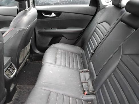 Used 2022 Kia Forte GT w/ GT2 Package image 9