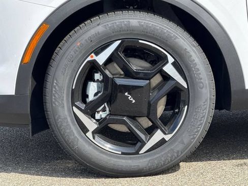 New 2026 Kia Sportage EX FWD image 35