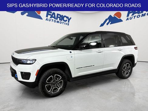 Used 2024 Jeep Grand Cherokee Trailhawk AWD/4WD image 1
