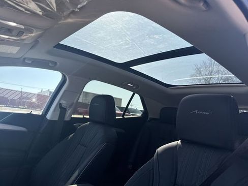 New 2026 Buick Envision Avenir image 22