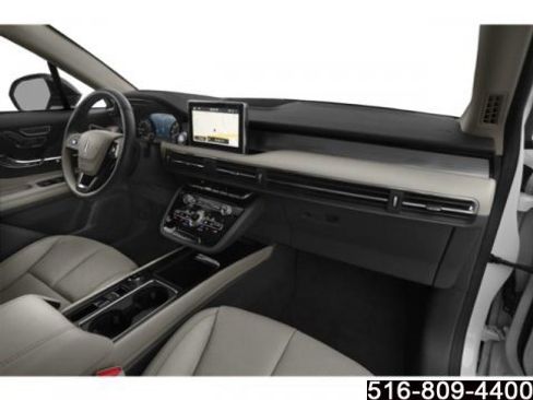 Used 2022 Lincoln Corsair Reserve w/ Equipment Group 201A image 16