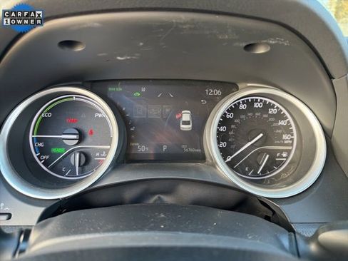 Used 2021 Toyota Camry XLE w/ Cold Weather Package image 24