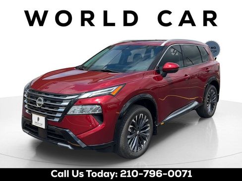 Used 2024 Nissan Rogue Platinum w/ Platinum Premium Package FWD image 8