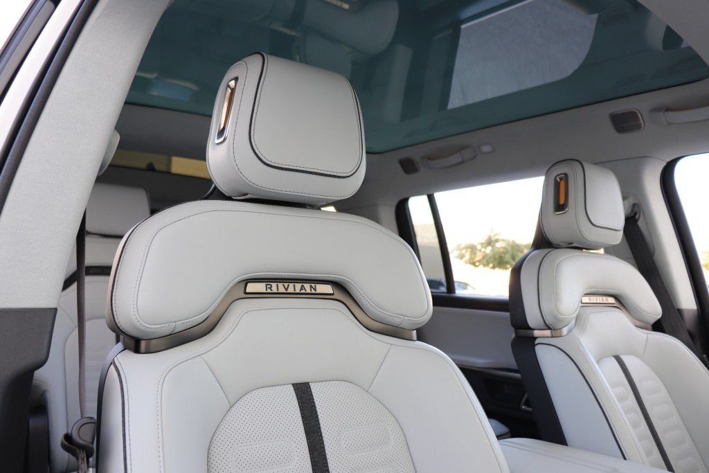 Used 2023 Rivian R1S Adventure Quad AWD/4WD image 61