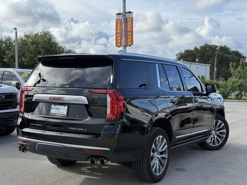 Used 2022 GMC Yukon Denali w/ Denali Premium Package RWD image 3