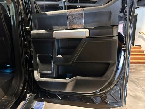 Used 2017 Ford F250 Lariat w/ Lariat Ultimate Package image 17