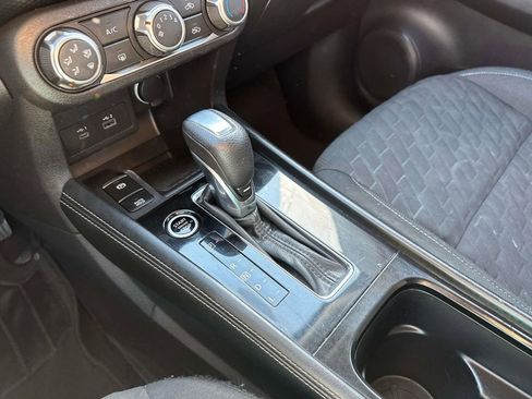 Used 2023 Nissan Kicks SV FWD image 35