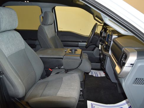 Used 2023 Ford F150 XLT image 11