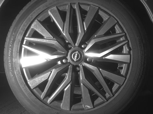 Used 2025 Nissan Altima 2.5 SV image 15