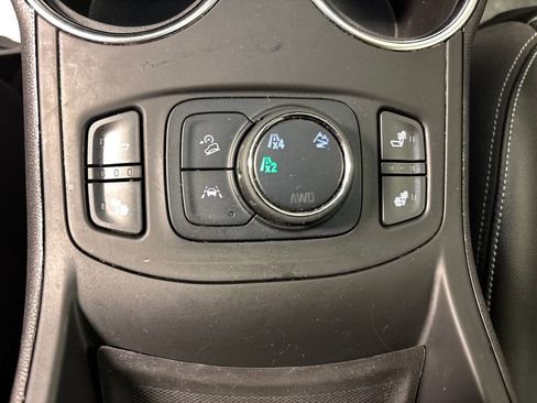 Certified 2024 GMC Terrain SLT image 39