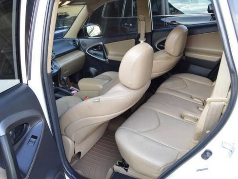 Used 2012 Toyota RAV4 Limited image 46