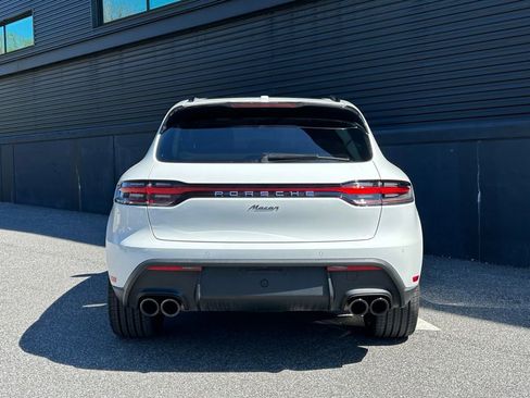 Certified 2026 Porsche Macan image 9
