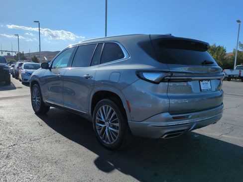 Used 2025 Buick Enclave Avenir w/ Super Cruise Package AWD/4WD image 5