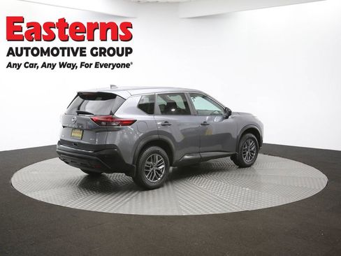 Used 2021 Nissan Rogue S image 42