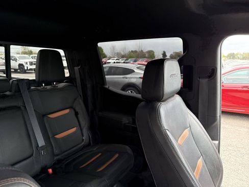 Certified 2021 GMC Sierra 1500 AT4 w/ AT4 Value Package image 11