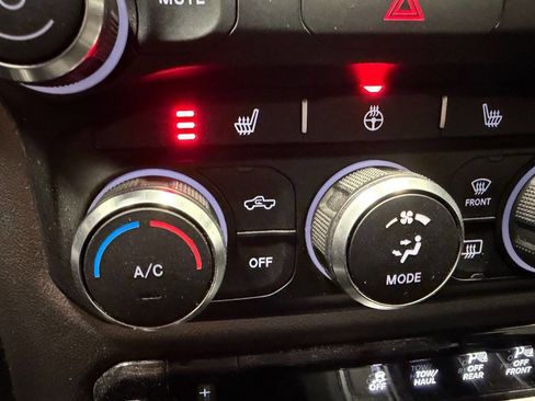 Used 2020 RAM 1500 Big Horn image 41