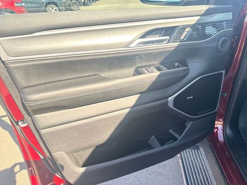 New 2026 Jeep Grand Wagoneer L Limited image 11