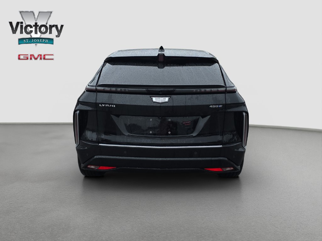 Used 2023 Cadillac Lyriq 2WD image 16