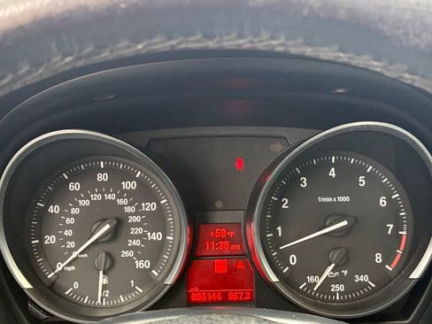 Used 2011 BMW Z4 sDrive30i RWD image 19