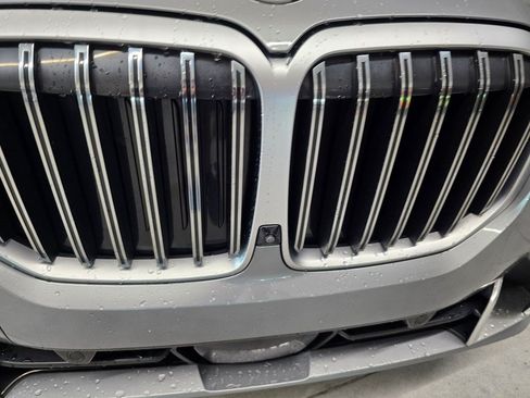 Used 2024 BMW X7 xDrive40i w/ Executive Package AWD/4WD image 9