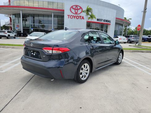 Certified 2025 Toyota Corolla LE FWD image 7