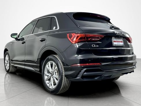 Used 2022 Audi Q3 2.0T Premium image 3