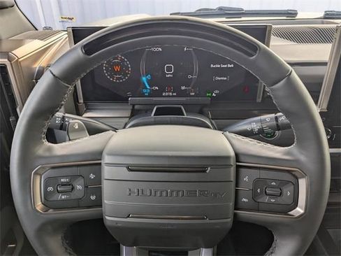New 2025 GMC Hummer EV 2X image 32