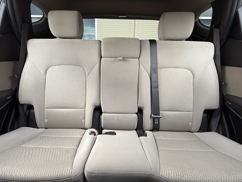 Used 2017 Hyundai Santa Fe Sport image 40