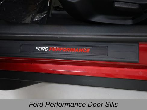 Used 2020 Ford Mustang Shelby GT500 w/ Carbon Fiber Track Pack RWD image 36