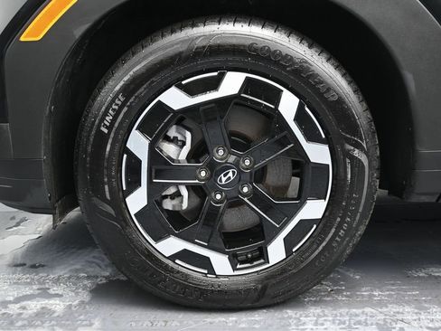 Used 2025 Hyundai Santa Fe SE AWD/4WD image 11