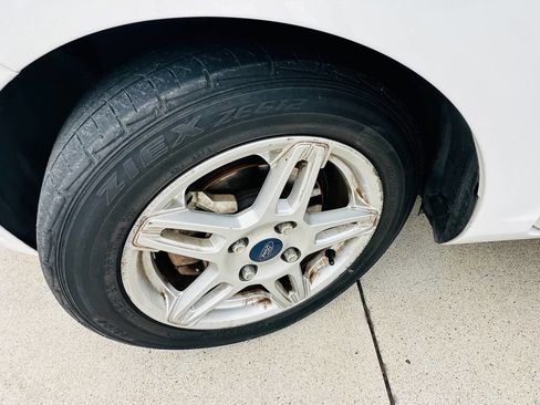 Used 2019 Ford Fiesta SE FWD image 27