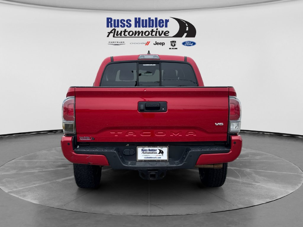 Used 2020 Toyota Tacoma TRD Off-Road w/ Technology Package AWD/4WD image 4