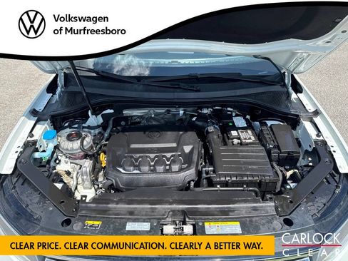 Used 2023 Volkswagen Tiguan SE w/ Panoramic Sunroof Package FWD image 10