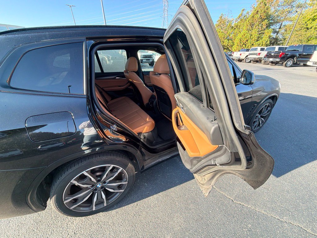 Used 2023 BMW X3 sDrive30i w/ M Sport Package RWD image 17