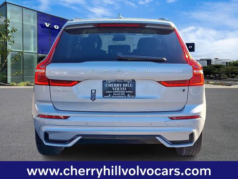 Certified 2025 Volvo XC60 B5 Plus image 6
