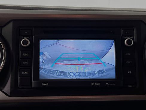 Used 2019 Toyota Tacoma SR5 image 28