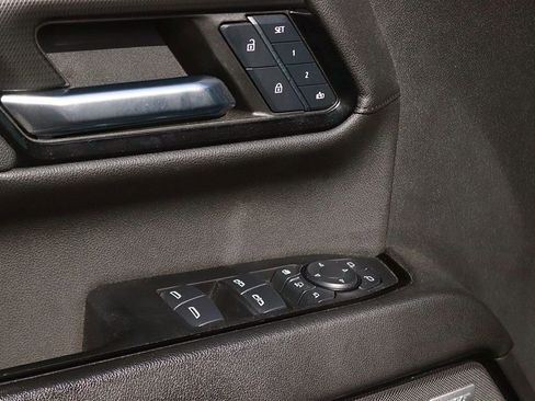 Used 2024 GMC Sierra 2500 AT4 w/ AT4 Premium Plus Package image 14