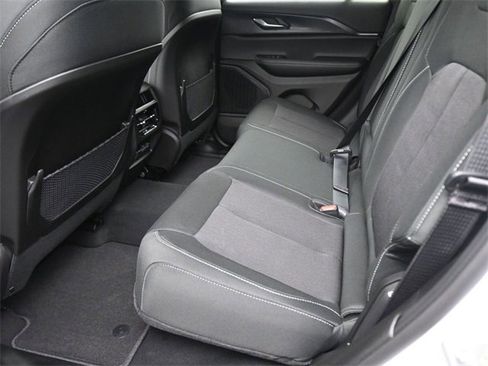 New 2025 Jeep Grand Cherokee Laredo X image 39