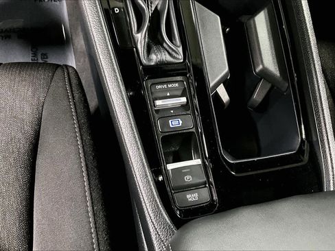 Used 2025 Honda Accord Sport image 35