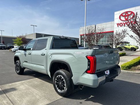 New 2026 Toyota Tundra SR5 AWD/4WD image 3