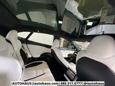 Used 2022 Tesla Model S Plaid image 44