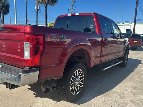 Used 2018 Ford F250 Lariat w/ Lariat Value Package AWD/4WD image 7