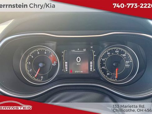 Used 2021 Jeep Cherokee Latitude Lux w/ Mopar Interior Package AWD/4WD image 18