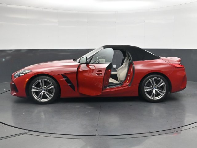Used 2019 BMW Z4 sDrive30i w/ M Sport Package RWD image 37