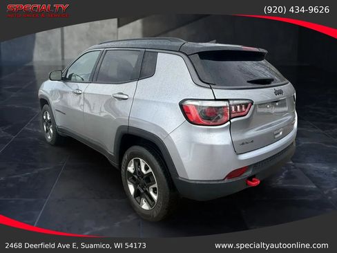 Used 2018 Jeep Compass Trailhawk image 3